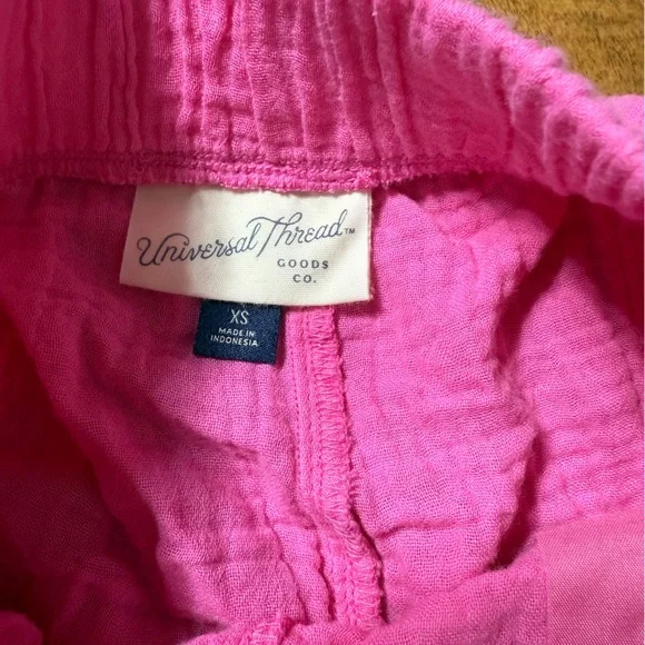 Universal Thread Bright Pink Skirt - Picture 2 of 2